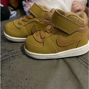 Nike Court Borough Mid TDV Trainers